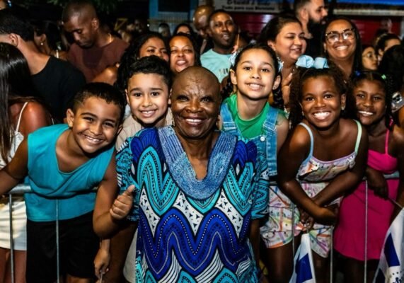 Quando Nilópolis chama, o samba responde: Beija-Flor e Viradouro na Mirandela