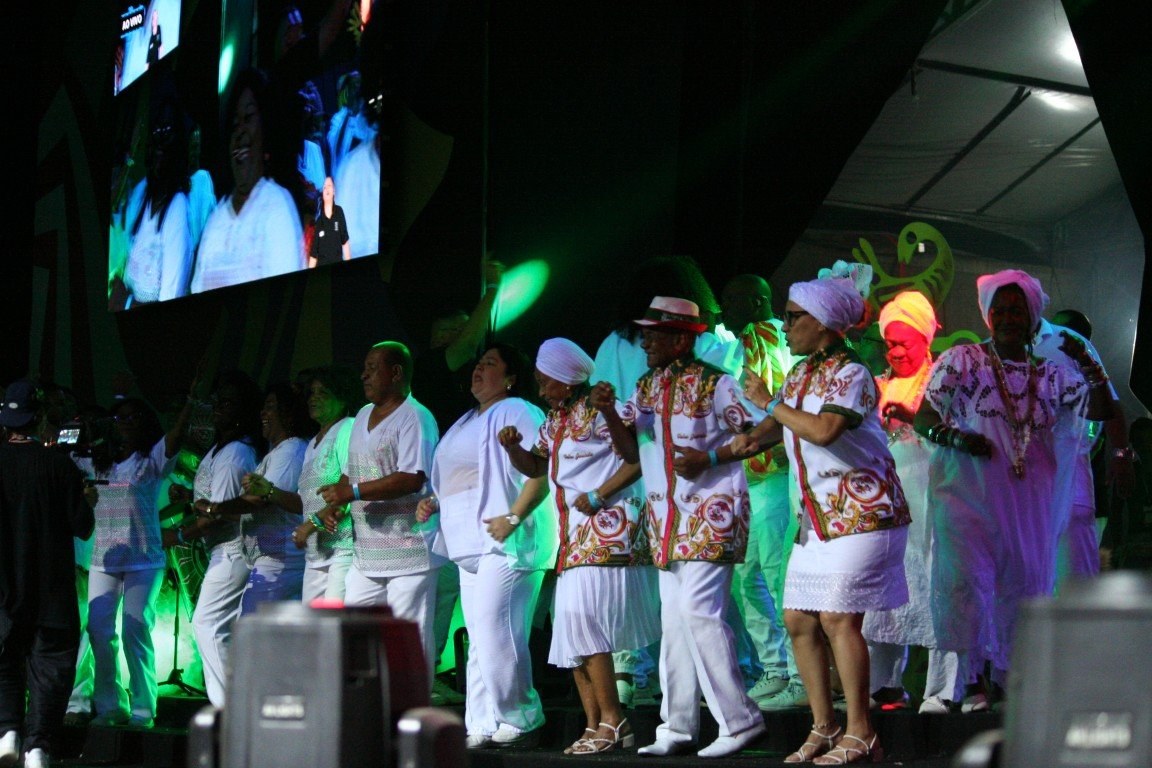 A disputa começou! Grande Rio recebe 12 sambas concorrentes para o Carnaval 2027