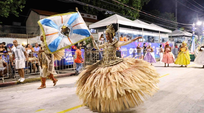 Império de Nova Iguaçu renova com primeiro casal de mestre-sala e porta-bandeira para o Carnaval 2027