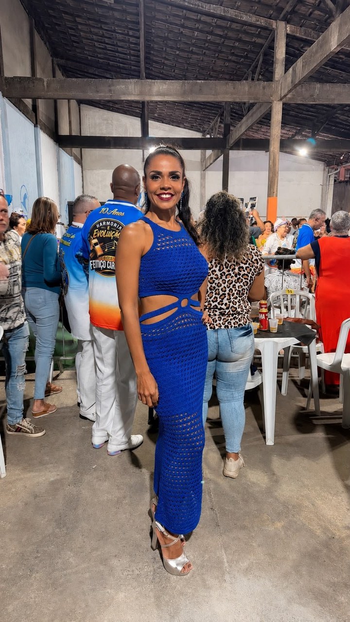 Nathalia Brito vive domingo de samba e prestigia coirmãs em preparação para o Carnaval 2027