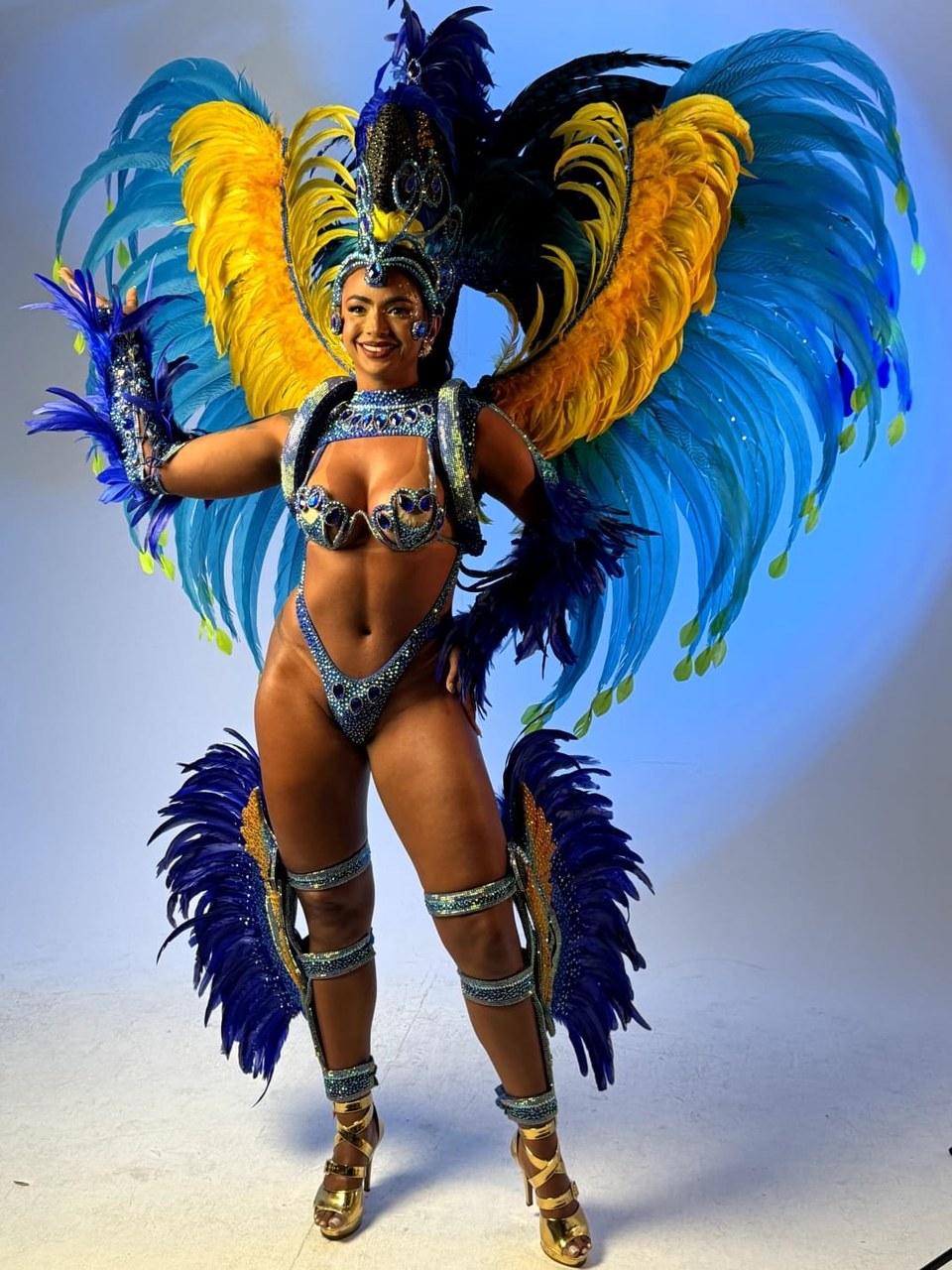 Novo Império tem nova majestade: Katiuscia Duarte é a Rainha para o Carnaval 2027