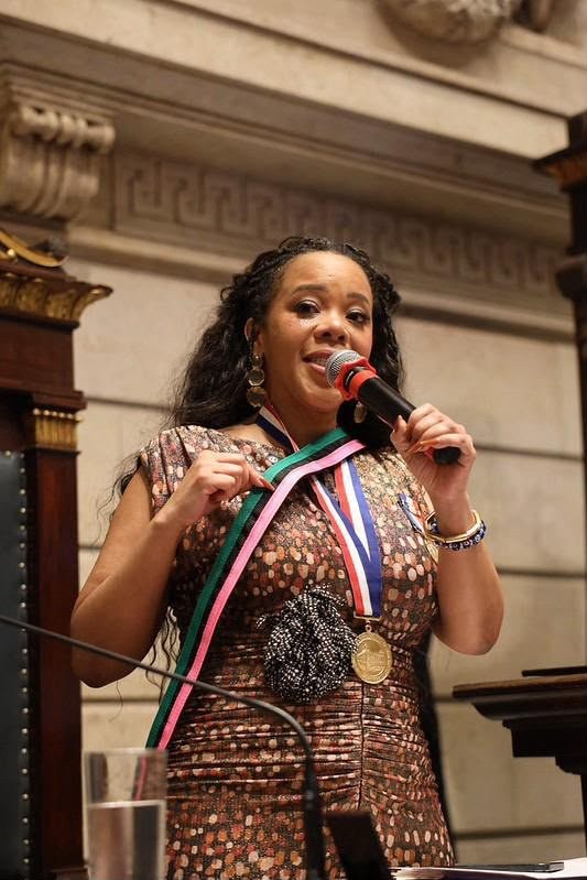 Rafaela Bastos é homenageada com a Medalha Pedro Ernesto