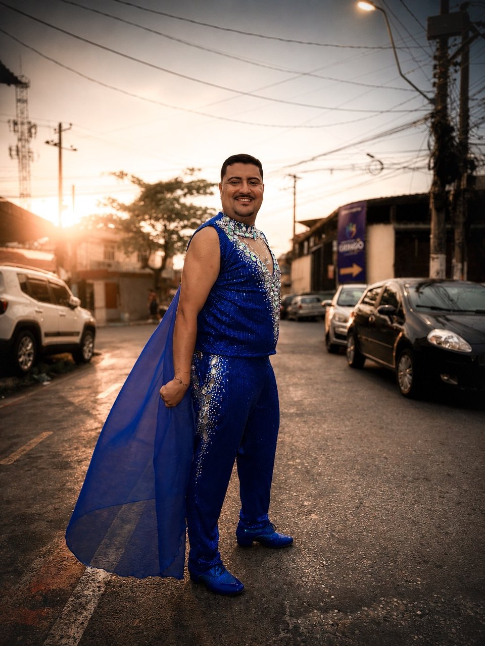 Unidos da Ponte tem novo muso: Rodrigo Para-Assu recebe a faixa em grande festa