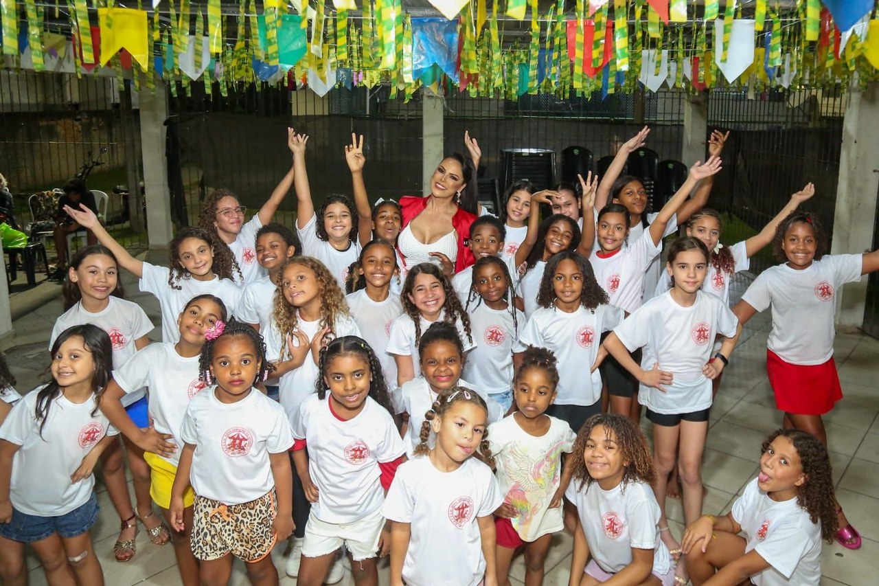 Alice Alves é a nova madrinha de bateria da Nova Geração do Estácio