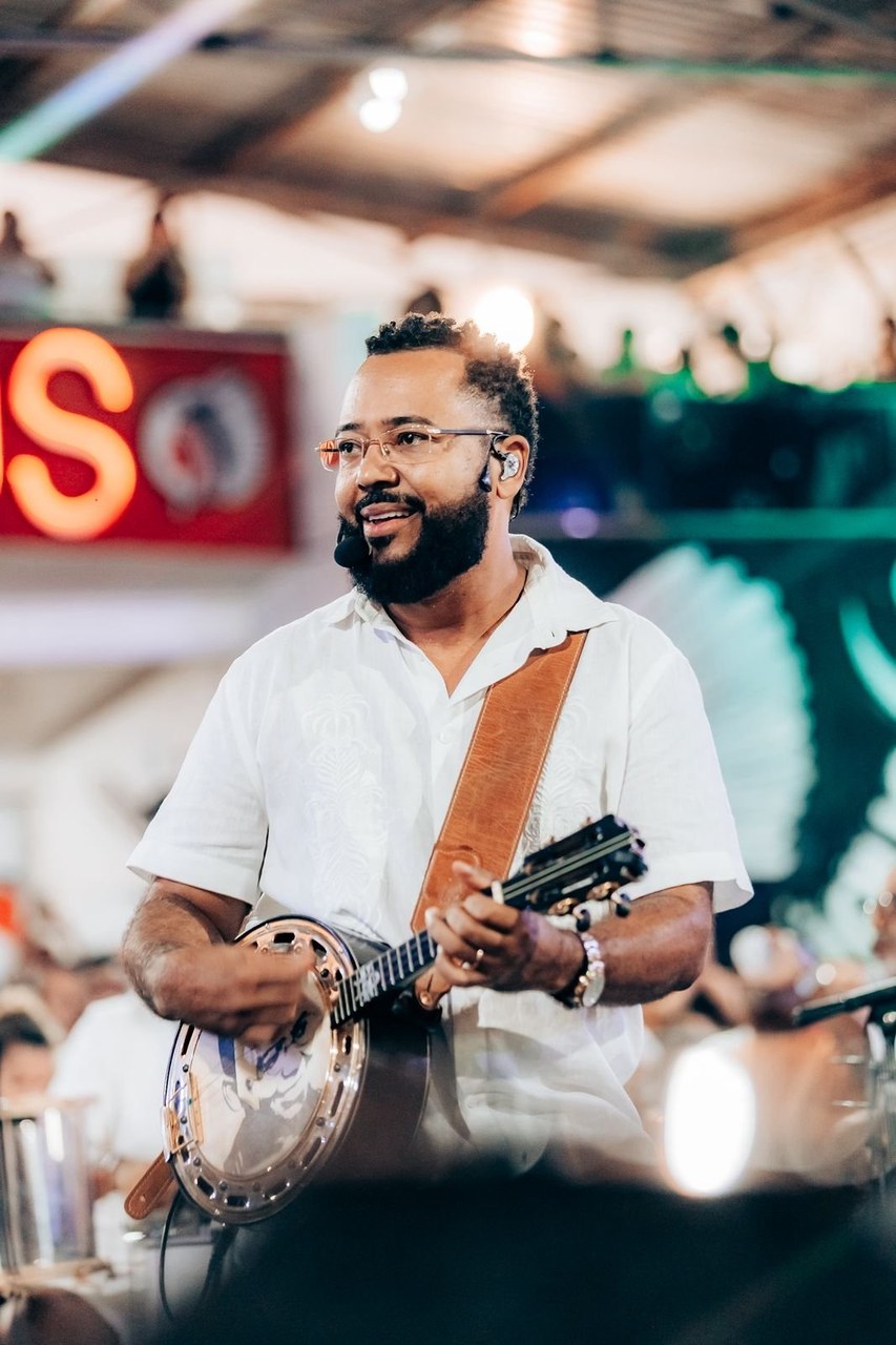 Dudu Nobre traz a roda de samba pro Cacique no Feriadão da Independência