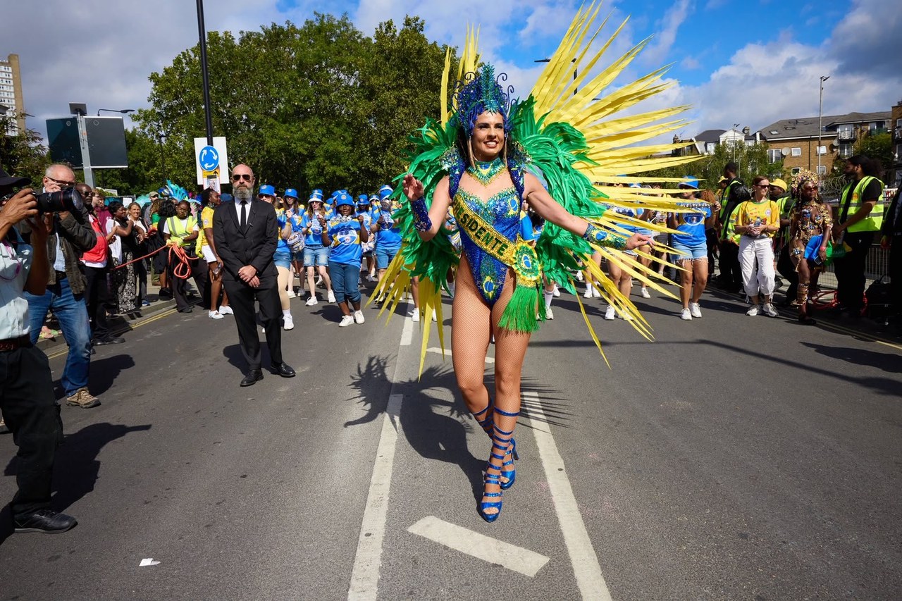 Império da Rainha conquista bicampeonato em Londres e leva samba carioca pro mundo
