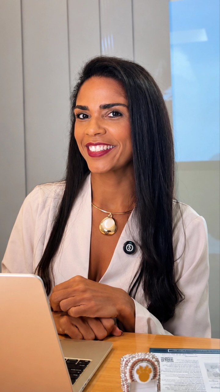 Médica e musa do samba: a fórmula de Nathalia Brito para a maratona pré-Carnaval