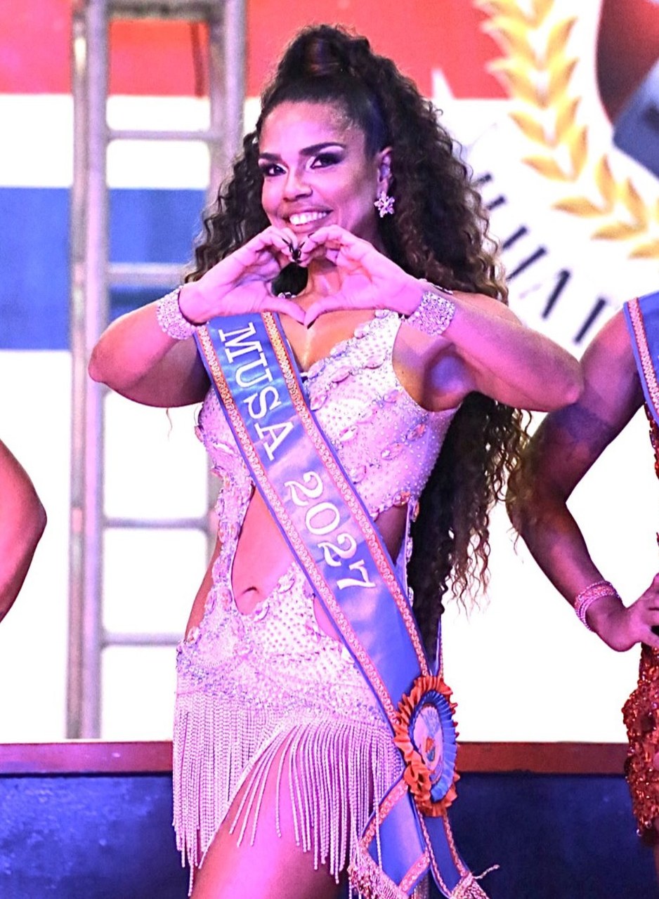 Nathalia Brito é coroada musa da União da Ilha para 2027