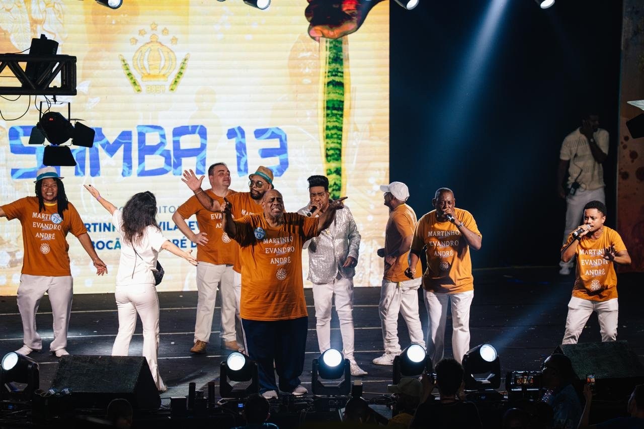 Vila Isabel escolhe samba de Martinho da Vila para brilhar na Sapucaí em 2027